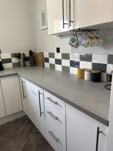 The Mail Barn Studio 2 bedroom self catering apartment Lamlash Arran