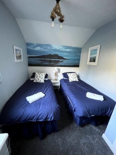 The Mail Barn Studio 2 bedroom self catering apartment Lamlash Arran